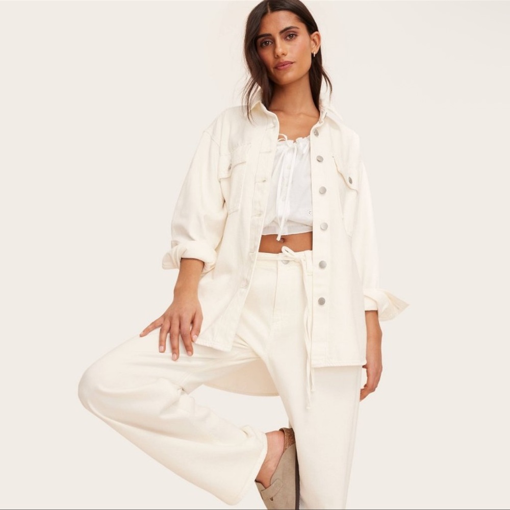 Women's Cream Button-Front Shirt Jacket